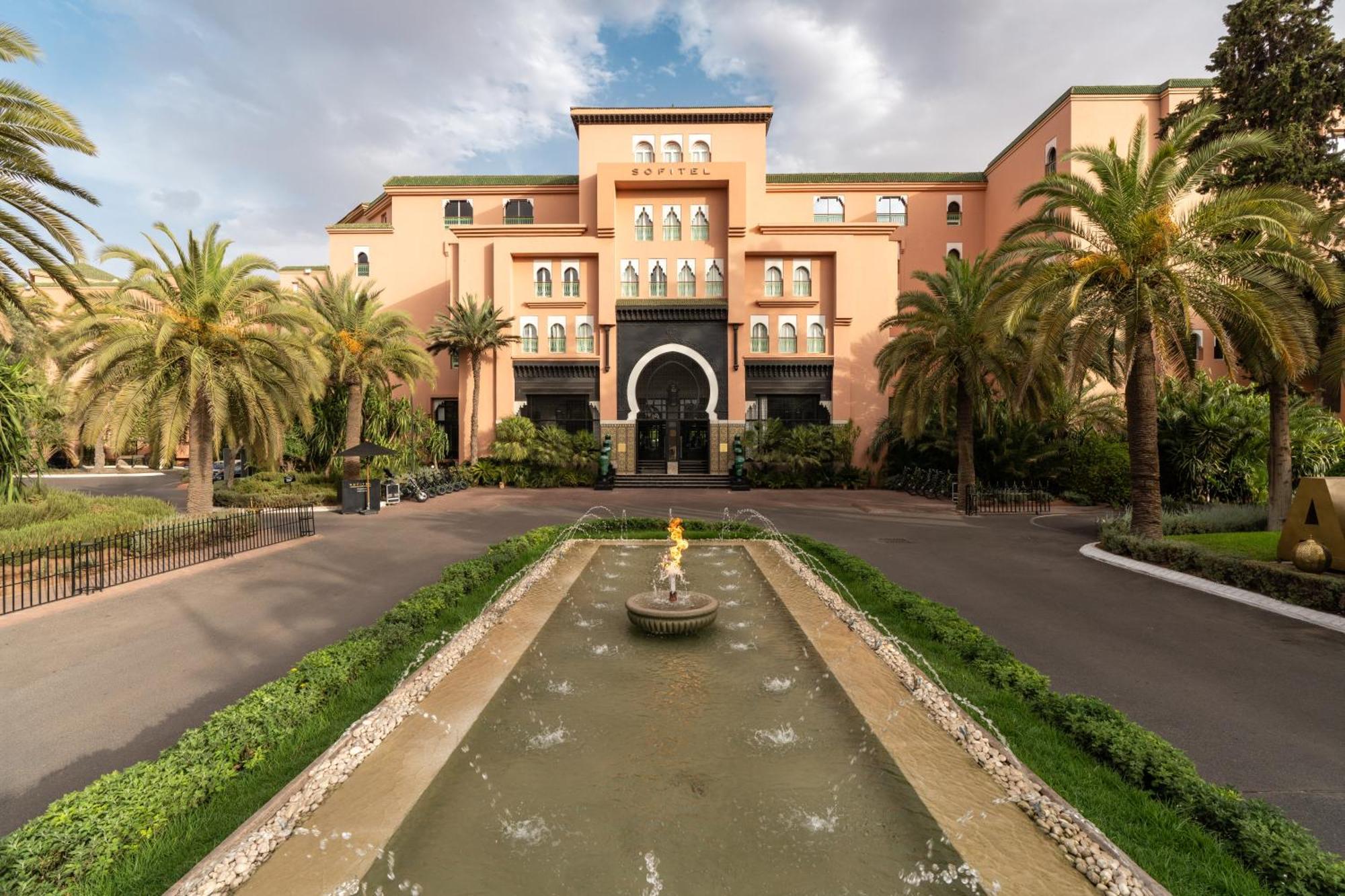 소피텔 마라케시 라운지&스파 외부 사진 The main entrance of the hotel